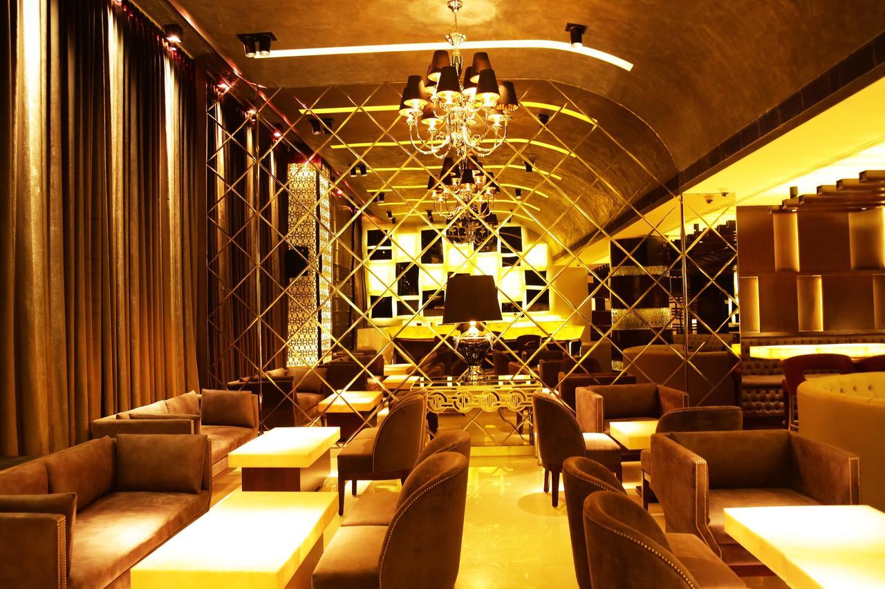 ניו דלהי Inde Hotel Chattarpur מראה חיצוני תמונה