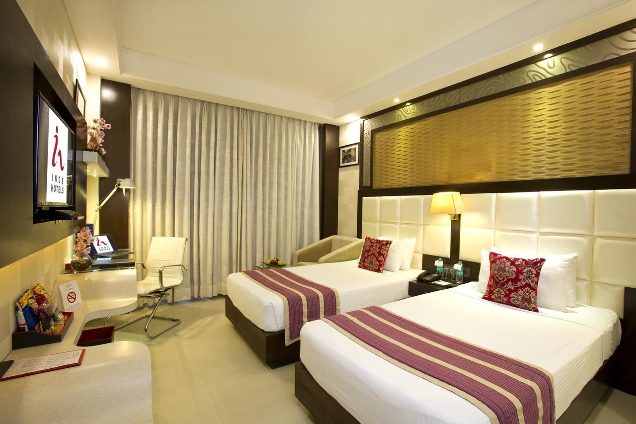 ניו דלהי Inde Hotel Chattarpur מראה חיצוני תמונה