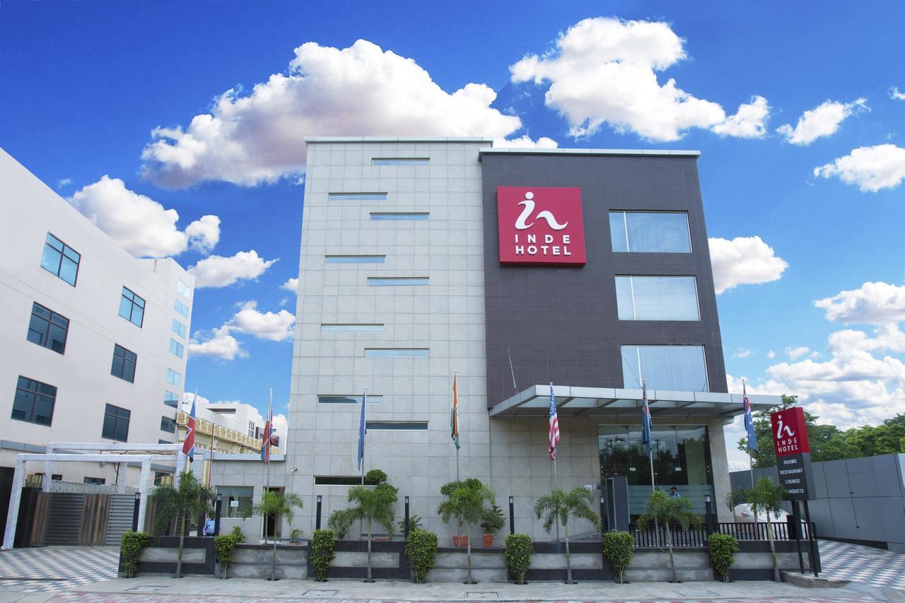 ניו דלהי Inde Hotel Chattarpur מראה חיצוני תמונה